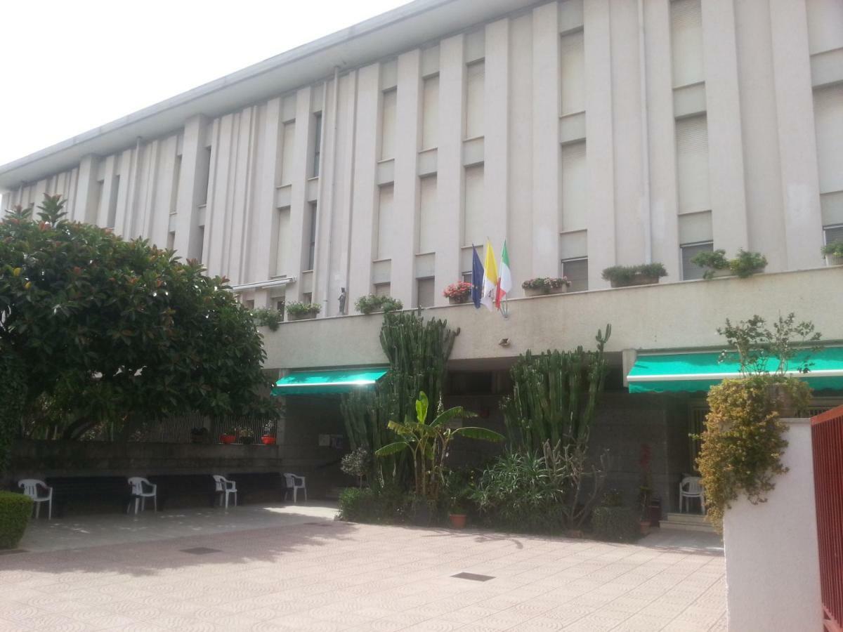 Centro Giovanile Padre Minozzi Hotel Policoro Exterior photo